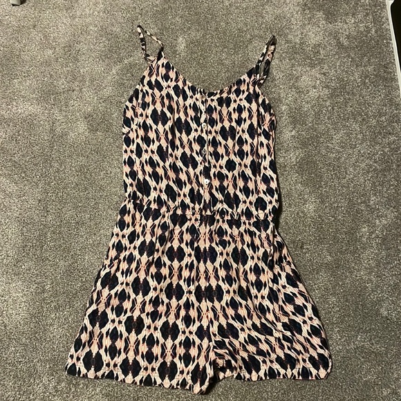 Romper with pockets - Picture 1 of 4